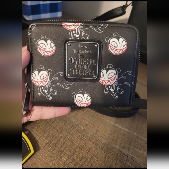 Loungefly nbc scary teddy purse/ wallet - Picture 4 of 12